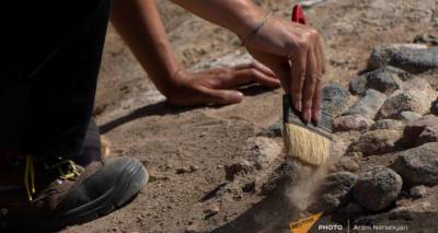 Археологи обнаружили в Коми каменные ножи древних охотников․ Видео и фото