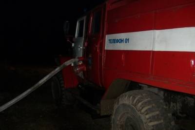 В Ивановской области сгорела большая заброшка