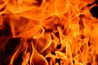 Квартира в дыму: мужчина и женщина погибли на пожаре в Карелии