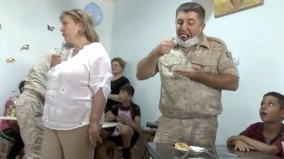 Российские миротворцы оценили блюда юных поварят в Карабахе