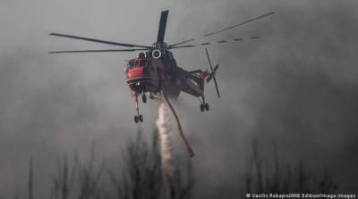 В Греции из-за лесных пожара снова эвакуировали людей