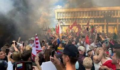 В Литве полиция применила слезоточивый газ для разгона акции против ковид-ограничений