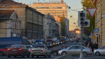 Петербургские автозаводы увеличили выпуск машин на 36%