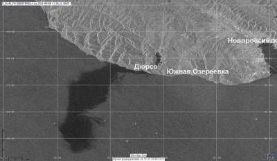 Ученые: Разлив нефти под Новороссийском составил 80 квадратных километров