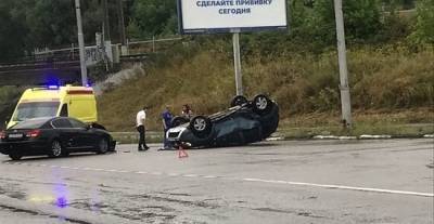 В Рязани в ДТП с перевернувшимся авто пострадал водитель