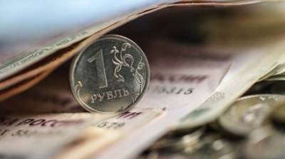 В России предложили повысить МРОТ до 20 тысяч рублей