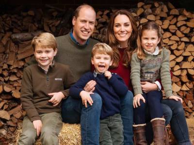 Кейт Миддлтон и принц Уильям умилили пользователей Сети нежным снимком принцессы Шарлотты