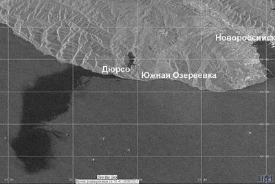 Площадь нефтяного пятна в Черном море возле Абрау-Дюрсо достигла 80 кв. километров