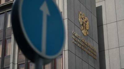 В Совфеде прокомментировали идею повысить МРОТ до 20 тыс. рублей