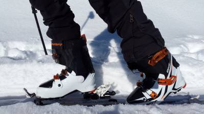 В Кировском районе нашли мумифицированный труп мужчины в лыжных ботинках