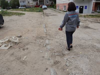 Активисты ОНФ в Коми обратили внимание мэрии Сыктывкара на опасный путь детей в школу № 24