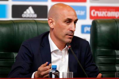 Федерация футбола Испании считает сделку Ла Лиги с СVC "незаконной"