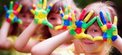 Цветотерапия для детей: что нужно знать