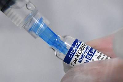 Pfizer предложили использовать «Спутник Лайт» для бустерной вакцинации