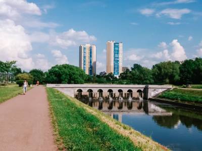 В Петербурге от водорослей очистили Дудергофский канал