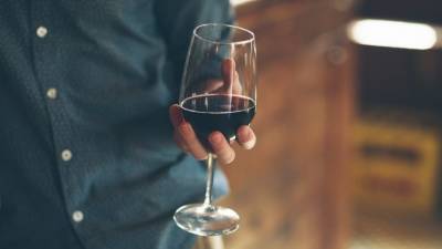 Глава Союза виноделов оценил эксперимент по онлайн-торговле вином