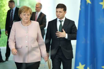 Меркель хочет уйти «красиво» и едет «додавить» Зеленского –...