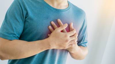 Повышенную потливость назвали симптомом надвигающегося сердечного приступа