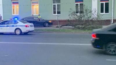 На ул. Кирова автомобиль Mazda врезался в Subaru и вылетел на тротуар