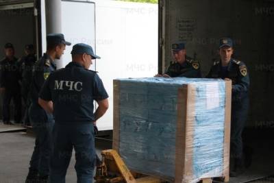 На Донбасс отправилась колонна с гуманитарной помощью