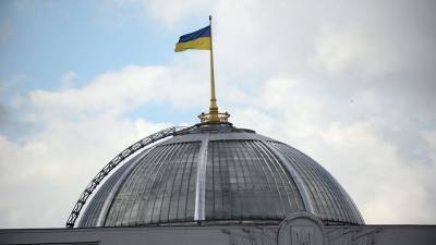 Депутат рады раскритиковал Киев за игнорирование послов Москвы