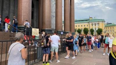 Петербург стал самым популярным у россиян местом отдыха