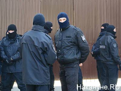Силовики задержали 30 человек на криминальной "стрелке" в центре Екатеринбурга