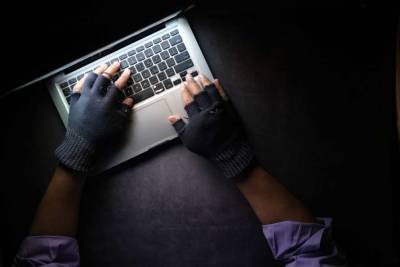 Хакеры, укравшие более 600 миллионов долларов у PolyNetwork, вернули половину средств