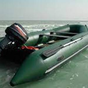В Приморске троих мужчин на резиновой лодке унесло на 4 километра от берега