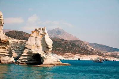 В Греции затонуло судно с туристами