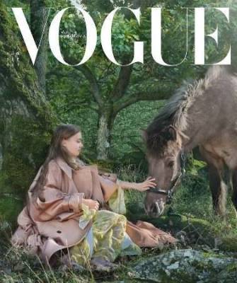 Грета Тунберг появилась на обложке всемирно известного глянца Vogue