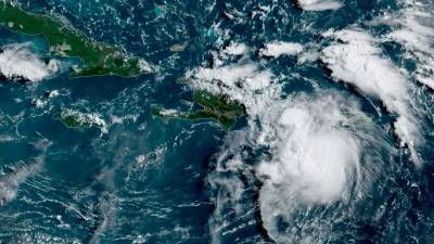 Тропический шторм «Фред» обрушился на Доминиканскую Республику и взял курс на Флориду