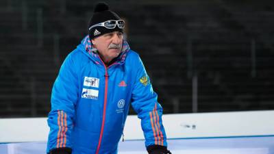 Тренер Логинова исключён из состава сборной России по биатлону