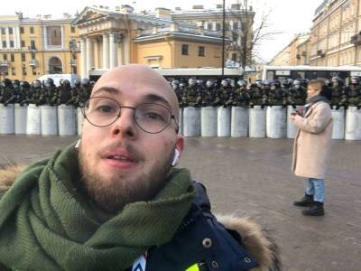 СК отказался возбуждать дело против журналиста «Эха Москвы» из-за рассказа о бургерах