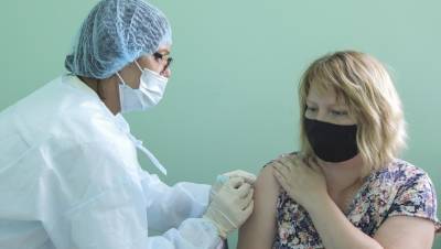 В Ленобласти после прививки в июле заболели меньше 1% вакцинированных
