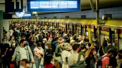 Железнодорожный хаос продолжается: Deutsche Bahn игнорирует все карантинные правила