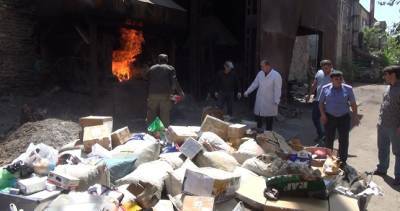 Более тонны наркотических веществ сожгли в Душанбе