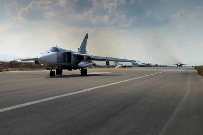 На сирийской авиабазе Хмеймим отметили день ВКС РФ