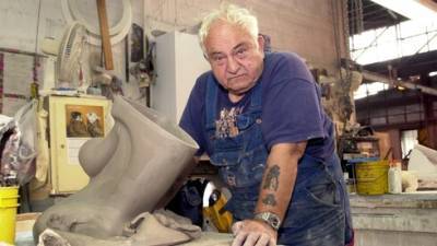Умер знаменитый скульптор и художник Игаль Тумаркин, лауреат Премии Израиля