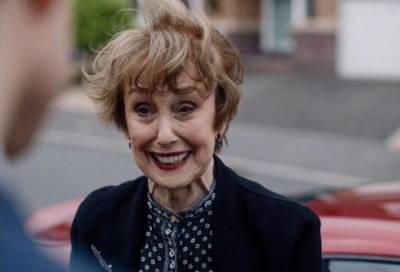 Скончалась британская актриса, сыгравшая миссис Хадсон в «Шерлоке»