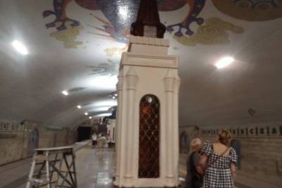 В Казани сделали косметический ремонт станции метро «Кремлевская»