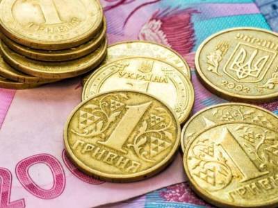 На сдачу в супермаркете украинец получил монету, которая стоит 1000 гривен: в чем особенность (фото)