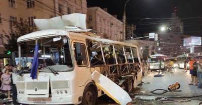 В центре Воронежа взорвался автобус c пассажирами