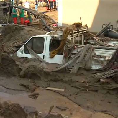 17 человек скончались в результате наводнения на севере Турции