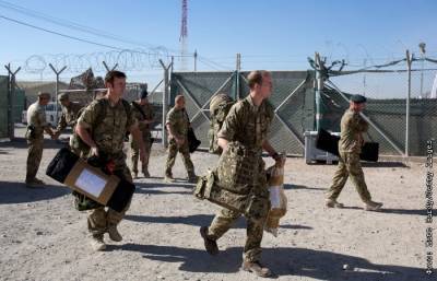 Великобритания направит в Афганистан военных для эвакуации подданных