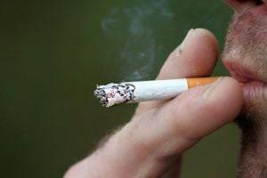 На сколько сокращает жизнь одна сигарета