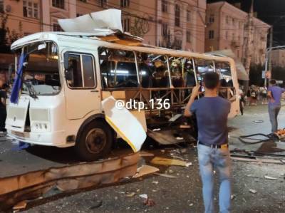 В Воронеже произошел взрыв в автобусе. Пострадали 14 человек