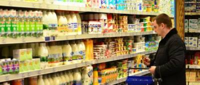 Молоко снова подорожает: на сколько вырастет цена