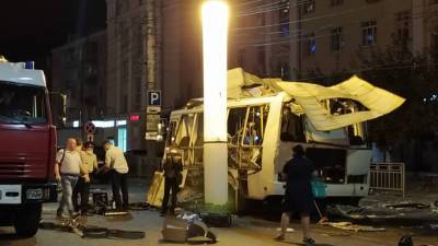 Главные новости за ночь: взрыв в автобусе в Воронеже, стрельба в Плимуте и свобода для Бритни