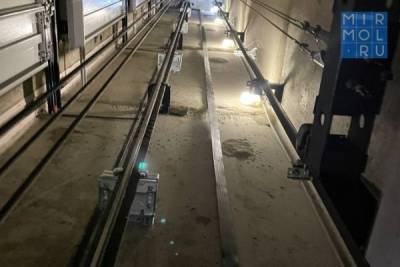 В трех домах Махачкалы по программе капремонта обновлены лифты